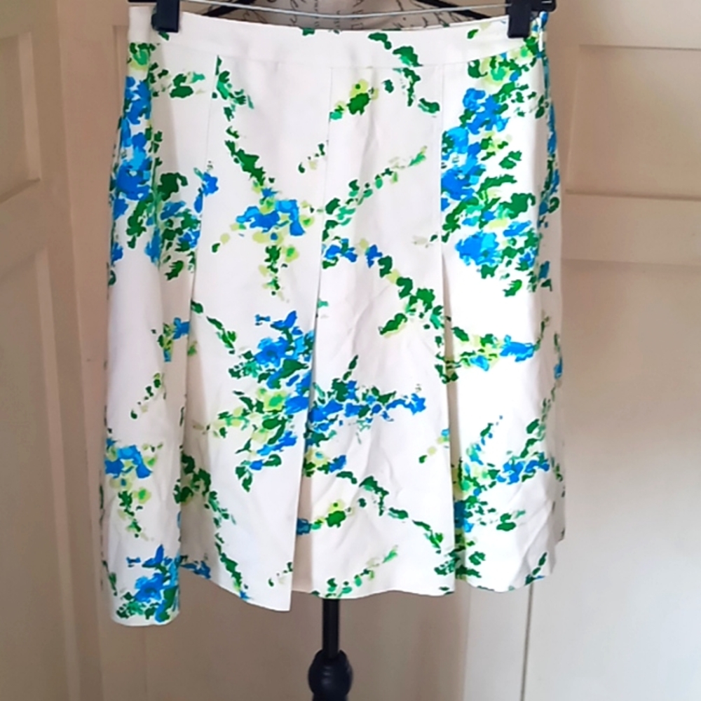 Ann Taylor Floral Blue, Ivory, & Green Silk Skirt Sz 4P